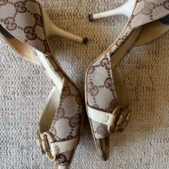 Gucci Niagara Lux D'Orsay Pump - Picture 11 of 13